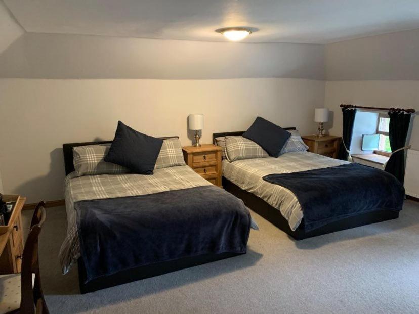 Lodge At Lochside Bridgend of Lintrathen Экстерьер фото