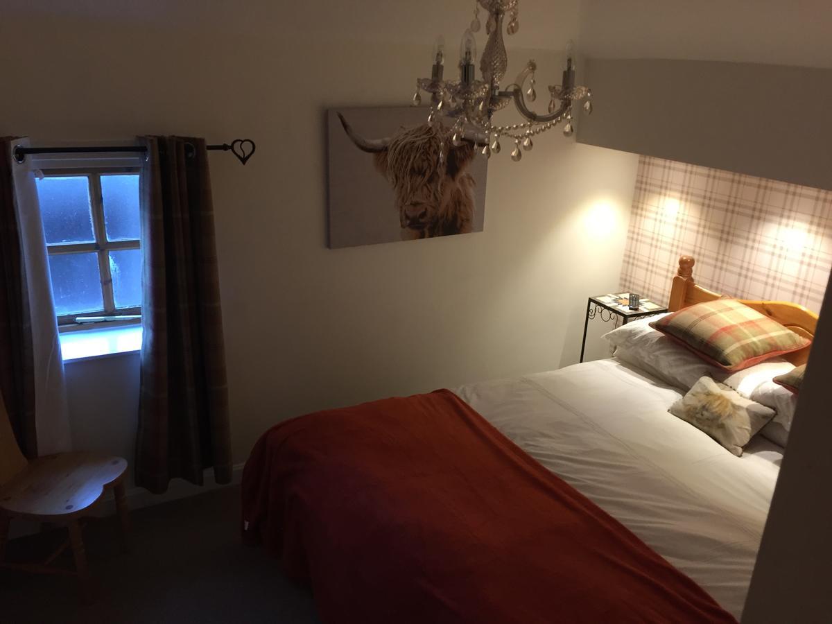 Lodge At Lochside Bridgend of Lintrathen Экстерьер фото